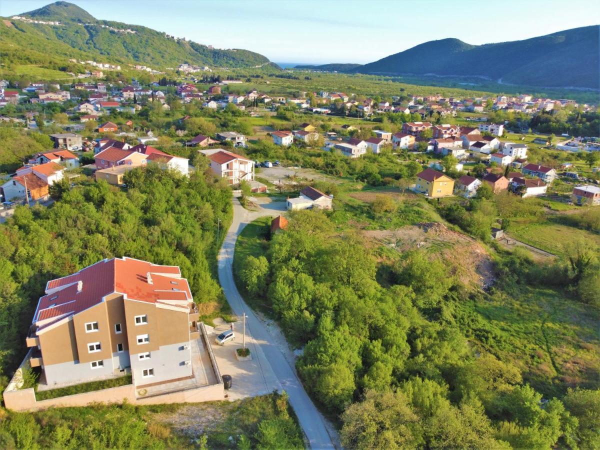 Divine Apartments Budva Lastva Grbaljska Екстериор снимка
